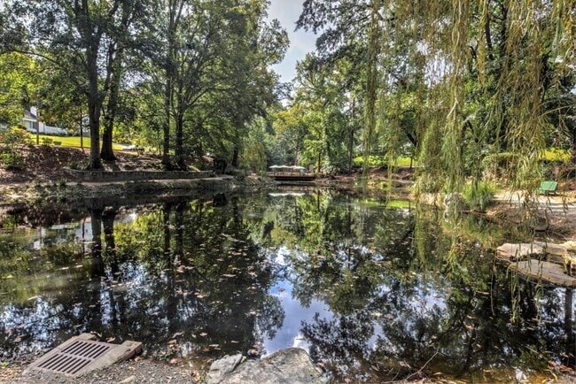 Building Photo - 395 Lofton Rd NW