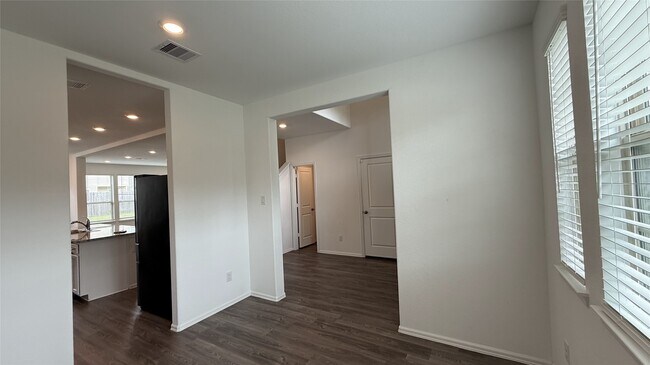 Building Photo - 9323 Darby Knoll Wy