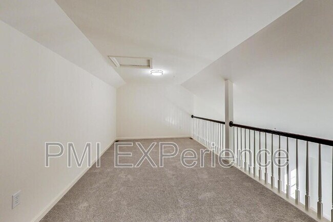 Building Photo - 9010 Hardesty Dr