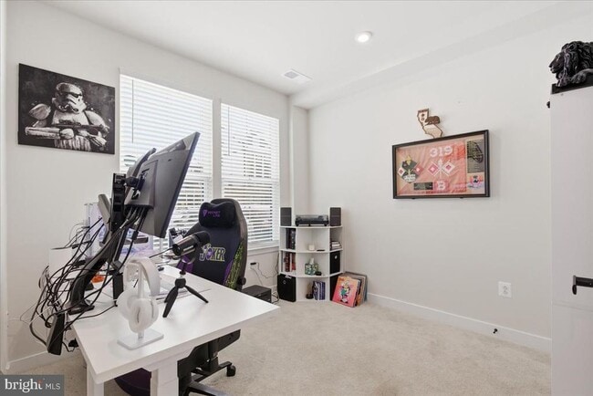 Building Photo - 7810 Yona Ct