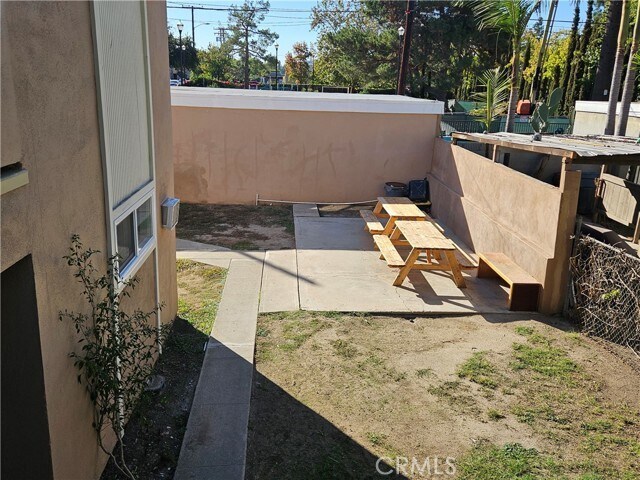 Building Photo - 1381 Burwood St