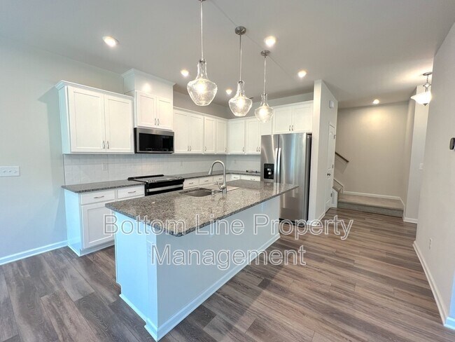 Building Photo - 12003 Gambrell Dr