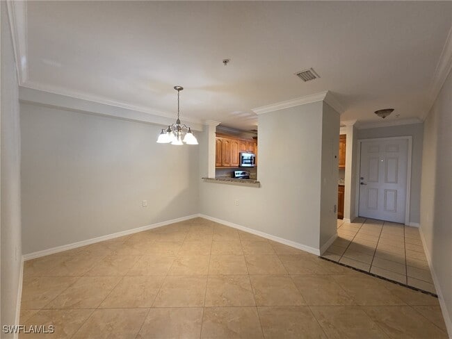 Building Photo - 9069 Gervais Cir