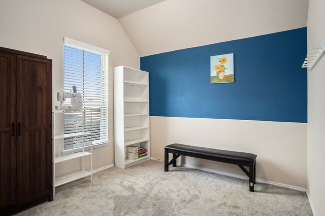 Building Photo - 7043 Birnam Garden Lane