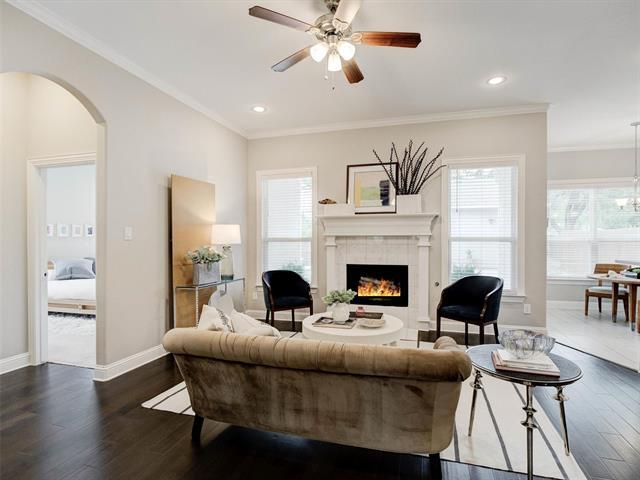 Building Photo - 2700 Gladstone Dr