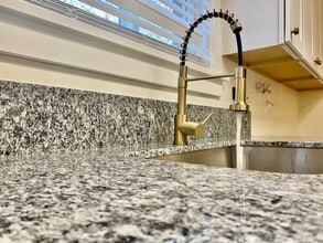 Building Photo - 331 N 100 W