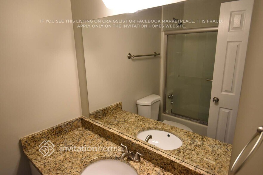 Building Photo - 510 Cove Rd