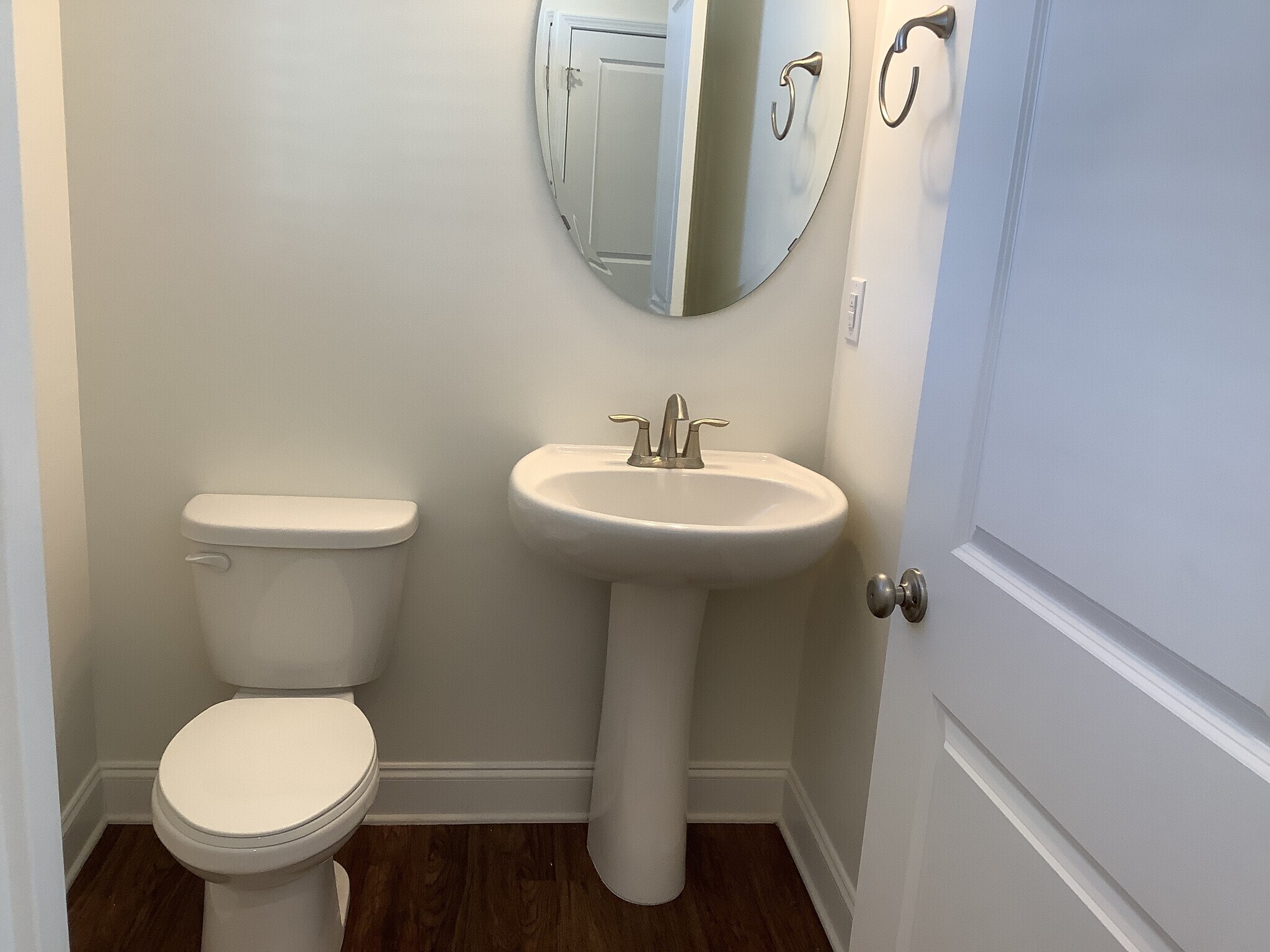 Building Photo - 173 River Hwy