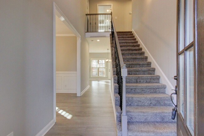 Building Photo - 2086 Ussery Rd S