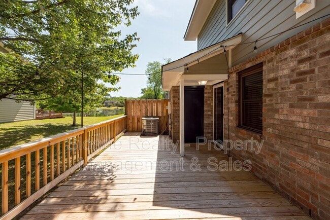 Building Photo - 1196 Julian Clark Rd