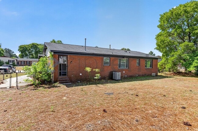 Building Photo - 318 Nugget Ct