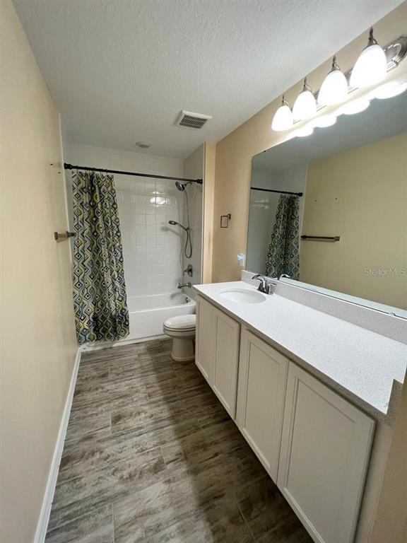 Building Photo - 700 Split Hoof Dr
