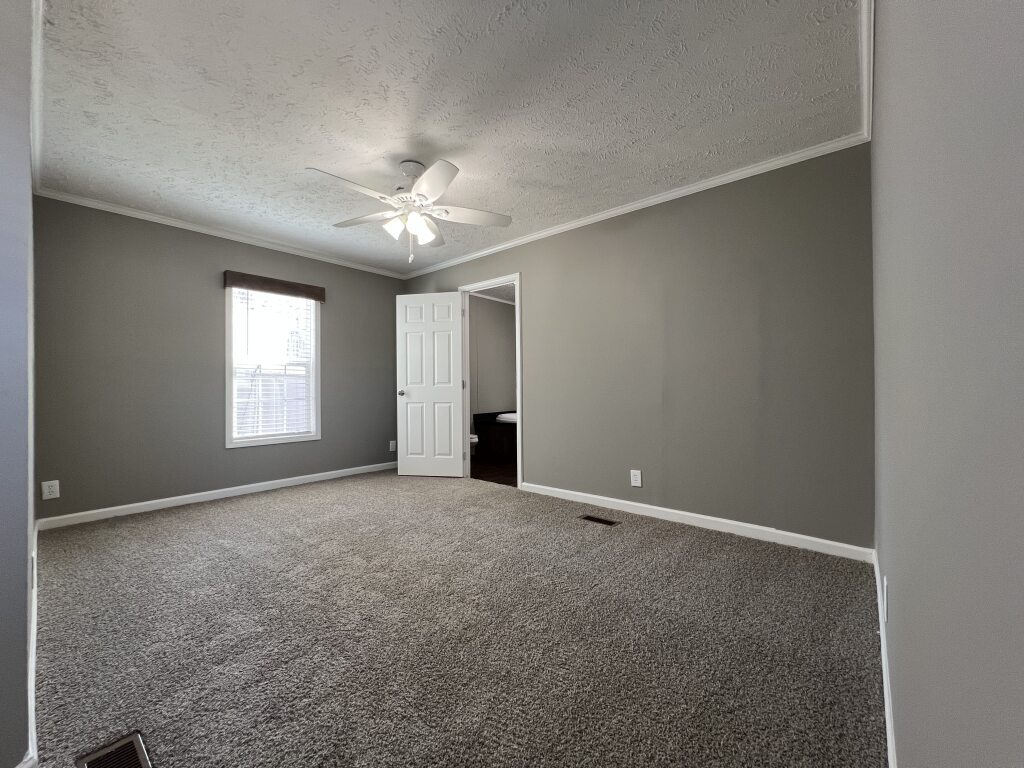 Building Photo - 41 Water Oak Ct