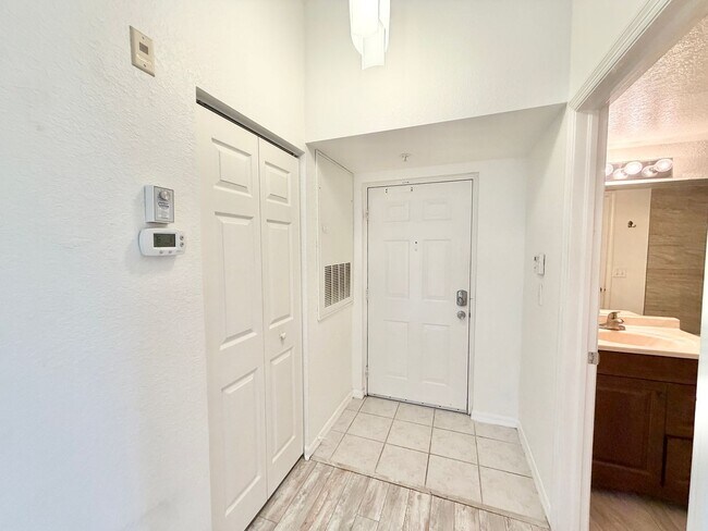 Building Photo - ** ST. CROIX ** 1 BED / 1 BATH - CONDO - GATED COMMUNITY - NORTH NAPLES - ANNUAL RENTAL