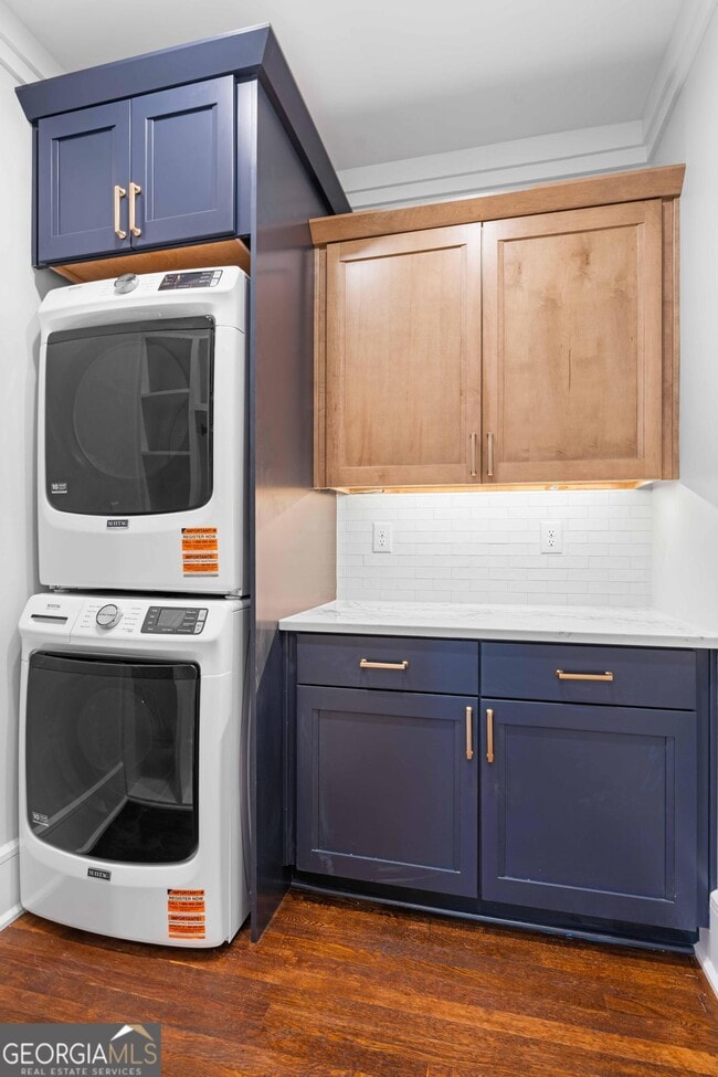 Building Photo - 795 St Charles Ave NE