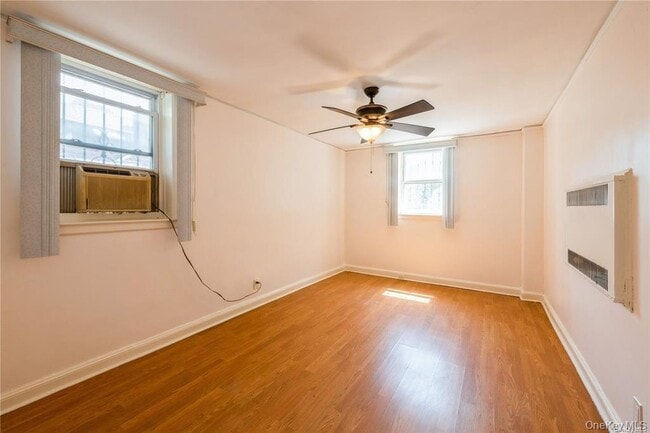 Building Photo - 838 Avenue Z