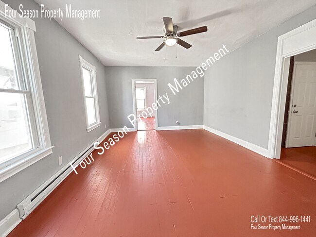 Building Photo - 116-118 Elm St