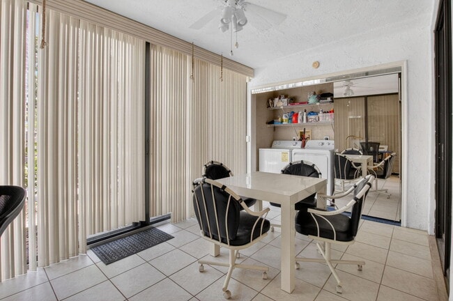 Building Photo - 5418 Firenze Dr