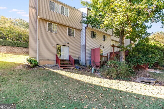 Building Photo - 6413 Wedgewood Trce