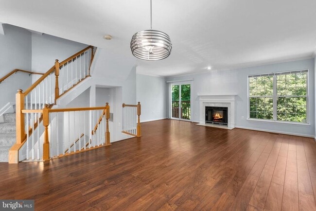 Building Photo - 2204 Commissary Cir