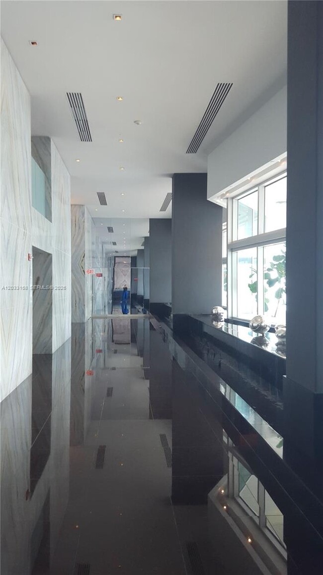 Building Photo - 335 S Biscayne Blvd
