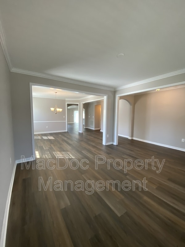 Building Photo - 6056 Greenspring Road