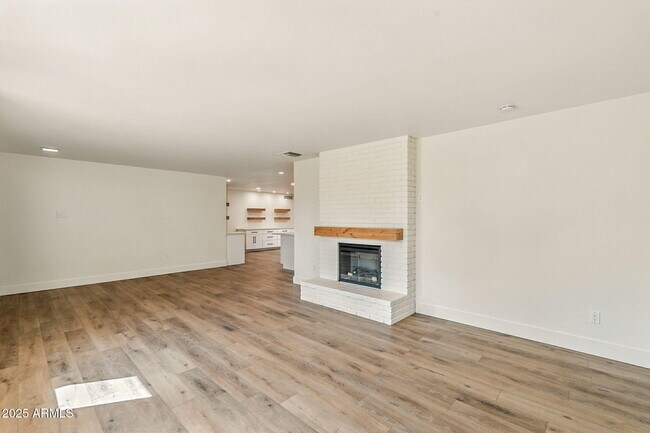 Building Photo - 9020 N 29th St
