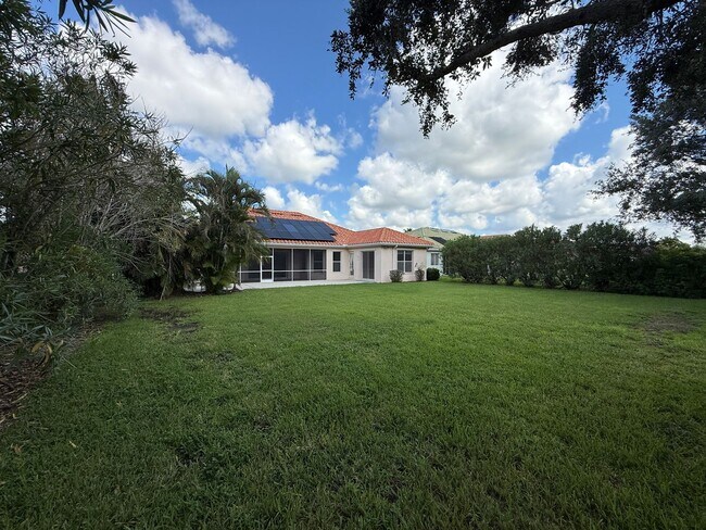 Building Photo - 4 Bedroom 3 Bath Single Family Home Laurel...