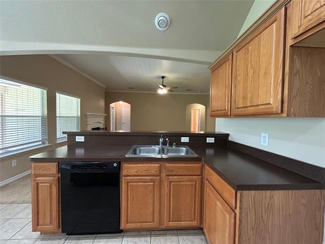 Building Photo - 205 Carriage Dr