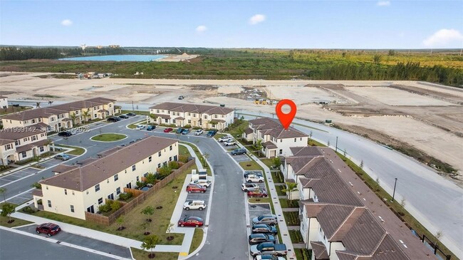 Building Photo - 2650 SE 29th St