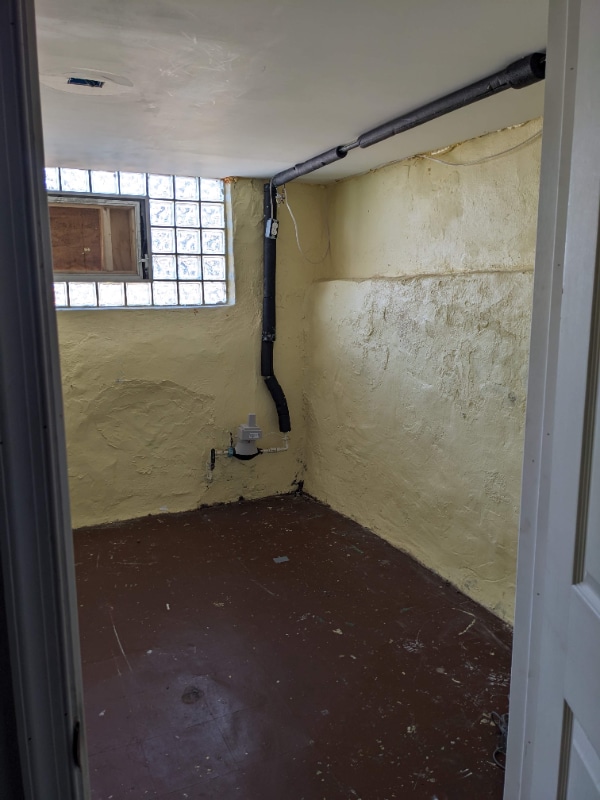 Building Photo - 5252 Oakland St