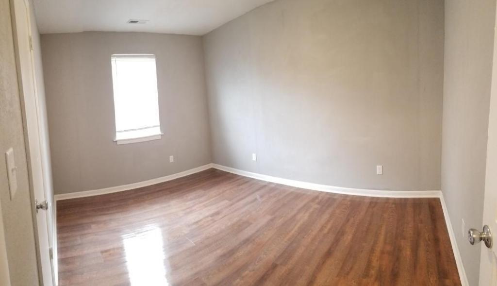 Building Photo - 202 Zierdt Rd
