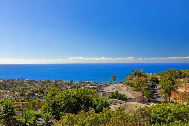 Building Photo - Mystic Hills Ocean View Home