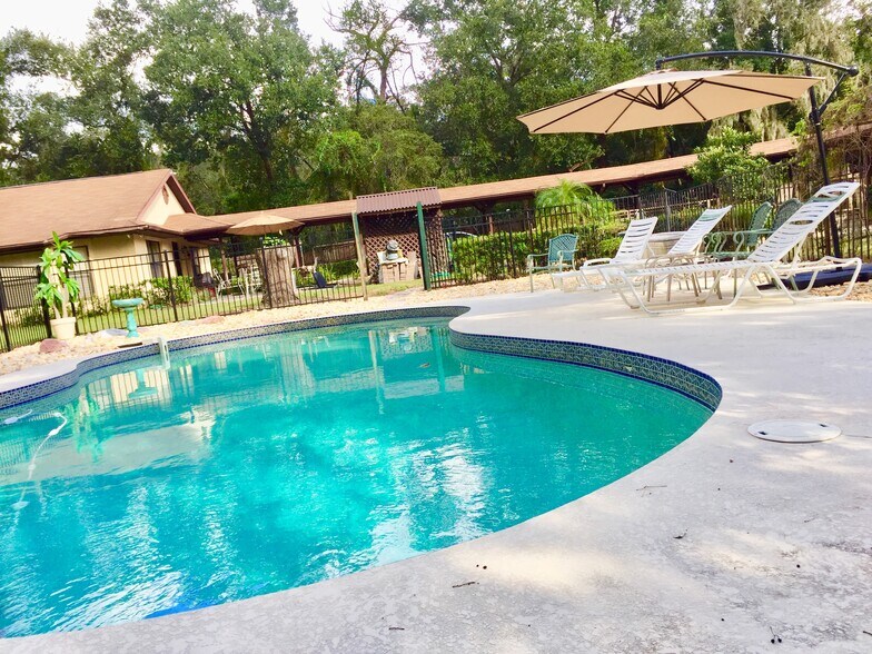 Building Photo - 4807 Shetland Trl