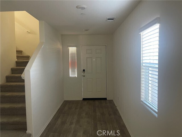 Building Photo - 30892 Aviator Ct
