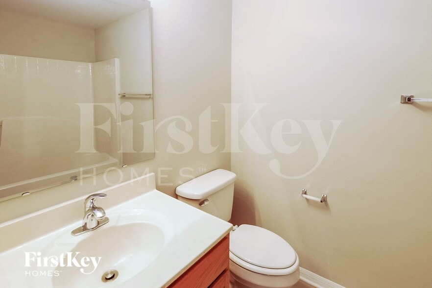 Building Photo - 3 Zoffinger Pl