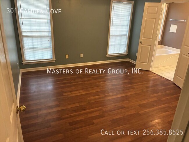 Building Photo - 301 Camden Cove Cir
