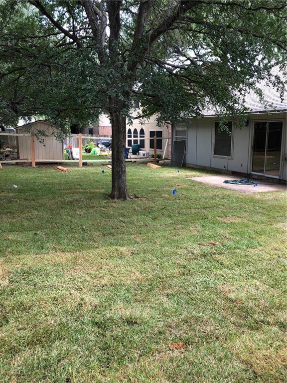 Building Photo - 7600 Amanda Ellis Way