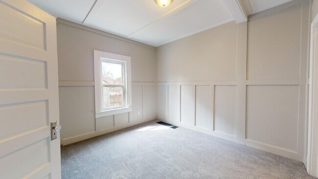 Building Photo - Brooklyn Centre Area - 3 Bedroom - Single ...