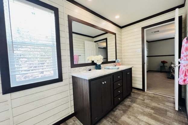 Building Photo - 833 CIMARRON-