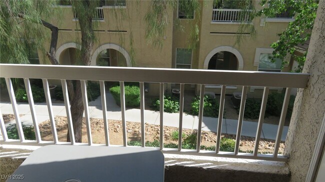 Building Photo - 9975 Peace Way