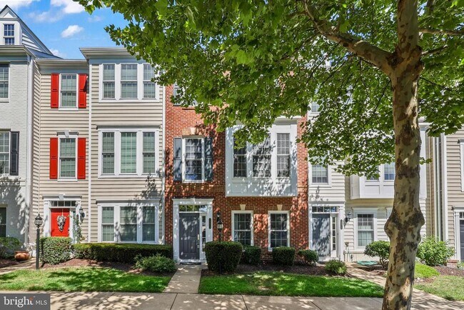 Building Photo - 14873 Potomac Branch Dr