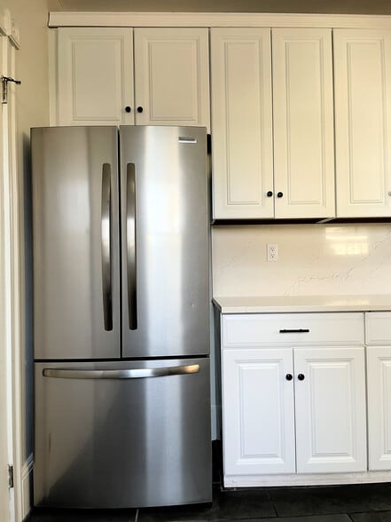Newly Refinished Kitchen, new refrigerator, new counters - 228 Doyle Ave
