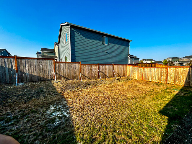Building Photo - 9291 Candytuft Dr SE