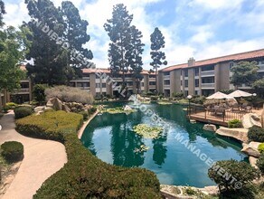 Building Photo - **$250 MOVE-IN INCENTIVE** Charming Studio...