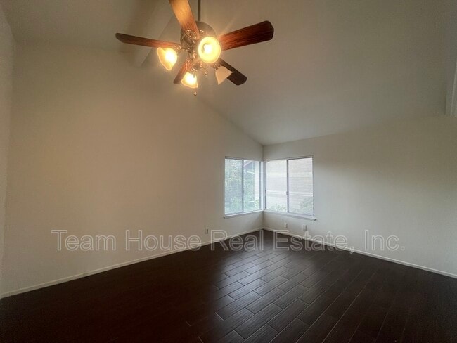 Building Photo - 23423 Vía Boscana