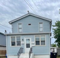 Building Photo - 153 Seabreeze Ave
