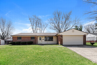 Building Photo - Modern 4 Bedroom Ranch