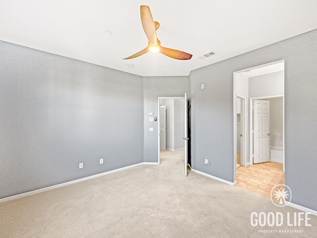 Building Photo - Elegant 3BR Residence in Exclusive Gated Community w/ AC & Garage!