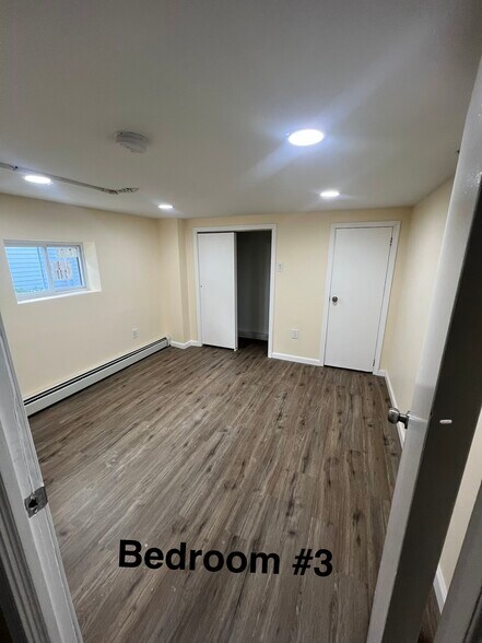 Building Photo - 436 Brook St